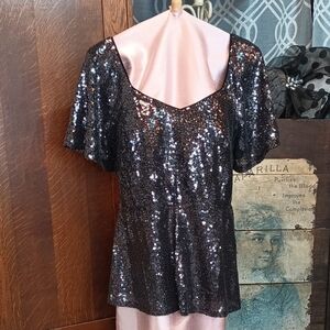 N42 NWT. Pewter Mini Sequin Sweatheart Neckline Short Cape Sleeve Peplum Top 16